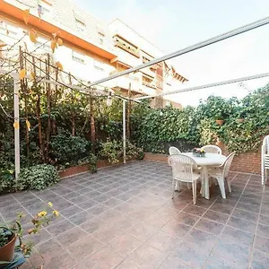 Apartment Vivienda Familiar Con Jardin Junto A Ifema